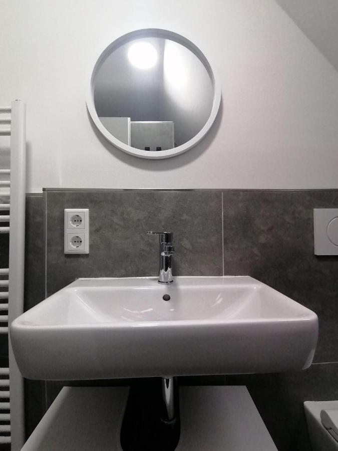 Estrella24 Living Rooms Chita ヘルネ エクステリア 写真